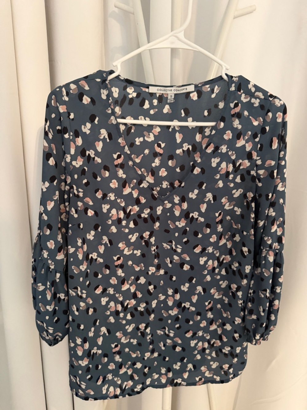 Collective Concepts Slate Blue Abstract Floral V-Neck Blouse